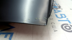 The rear right door of a Mitsubishi Outlander 14-19 China is bare, the corner is bent, the butt is broken.