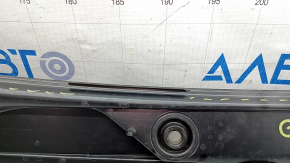 Plastic windshield wiper grille for BMW 5 G30 17-23 models with cracks