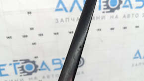 Right windshield molding VW Tiguan 09-18 scratches, scuffs
