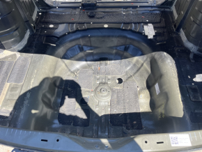 Kia K5 21-24 trunk tray on the body
