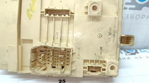 Kia K5 21-21 interior fuse box