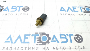 Lower second cooling hose for VW Tiguan 09-18 with quick release for sensor