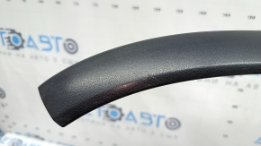 Rear right fender arch trim for VW Tiguan 09-18 SEL, on the fender, scratches, broken fastener