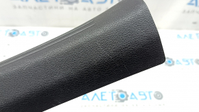 Front left door sill trim for Kia K5 21-24, black, scratches