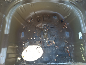 The trunk trough of the Toyota Avalon 13-18 on the body, in the dig