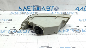 Right fog light for Toyota Corolla Altis 2005-2006, halogen