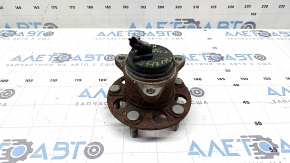 Kia Niro 23-26 PHEV rear right hub, rusty