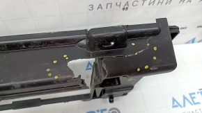 Kia Niro 23-26 HEV, PHEV lower radiator deflector bracket