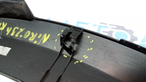 Rear right fender arch trim for Kia Niro 23-26: structure, scratches, broken fastener