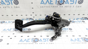 Kia Niro 23- brake pedal