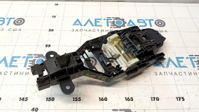 The rear left door handle mechanism of a Volvo XC60 18-26 for keyless entry and lighting, the latch is broken