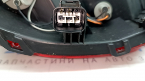 Kia Niro 23-26 halogen right rear bumper light