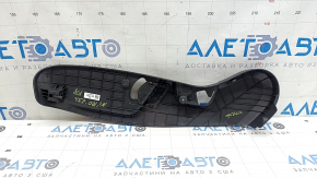 Kia Niro 23-26 right side passenger seat trim, black, scratches