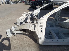 Front left quarter panel of Kia Niro 23-26 HEV, PHEV on the body, white