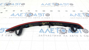 Volvo XC90 16-26 rear left reflector scratch