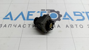 Volvo XC90 16-24 front camera in the grille, sand