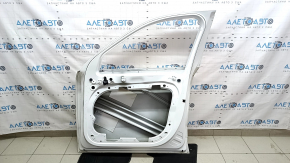The door is bare, front right, Volvo XC90 16-26, white 707, dent, bump