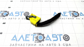The Jeep Compass 22-26 SRS airbag computer module chip is large.