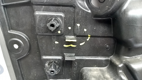 The inner door panel, front right, Volvo XC90 16-26, the fastening is broken.