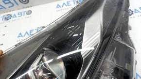 Toyota Prius 50 19-22 LED front right headlight assembly chipped