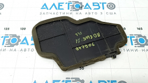 Left rear bumper seal for Nissan Rogue 21-23, broken latch