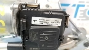 Tesla Model 3 18 windshield wiper linkage with motor - broken mount