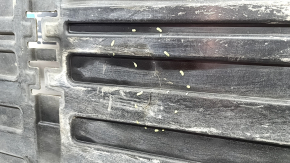 Volvo XC90 16-26 rear right underbody protection, cracks and breaks