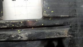 Volvo XC90 16-26 rear right underbody protection, cracks and breaks