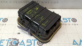 Right ventilation shield Honda Civic X FC 16-21 broken latch