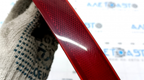 Left rear bumper reflector for BMW X7 G07 19-26 (scratches)
