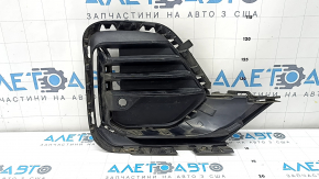 BMW X7 G07 19-22 closed right front bumper grille, Pure Excellence, cracked