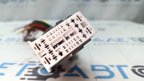 Hyundai Tucson 2019-2021 2.0 hood fuse box connector, white