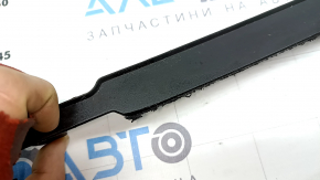 The front bumper lip of the Honda Civic XI FE/FL 22-26 is worn out.