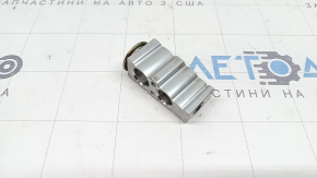 Honda Civic XI FE/FL 22-26 Air Conditioning Heater Valve