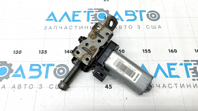 The left 2nd row seat cushion adjustment motor for a BMW X7 G07 19-26 is corroded.