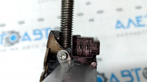 The left 2nd row seat cushion adjustment motor for a BMW X7 G07 19-26 is corroded.