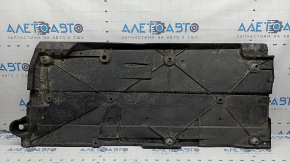 The right underbody protection of Toyota Prius 50 19-22 is worn out.