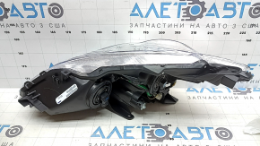 Headlight front right Toyota Prius V 12-14 dorest halogen SIGNEDA