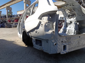 Quarter wing rear left BMW X7 G07 19-26 on the body, white