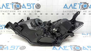 Front right headlight for Toyota Corolla 2014-2016 (pre-restored)