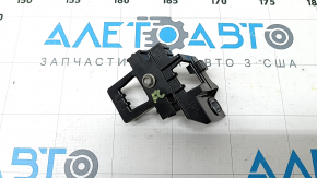 Lower left headlight mount Mazda 6 18-21 crack in mount