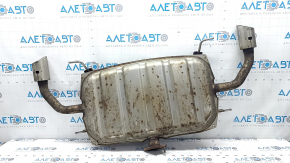 The rear muffler with a barrel for a Mazda 6 18-21 2.5 is rusty and the tip is dented. 