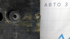Front right underbody protection BMW 4 F32/33/36 14-20 is worn and has tears