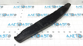 The wing seal on the left door-wing of a Hyundai Sonata 11-15 has a torn coating.