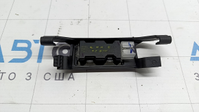 Audi Q5 80A 18-24 passenger seat light with mounting bracket