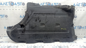 The central underbody protection of the BMW X3 G01 18-24 is melted.