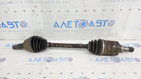 The front left drive axle shaft of a BMW X5 E70 07-13 is rusty, the inner CV joint needs replacing.