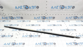 Molding door-glass central front right Hyundai Sonata 20-23
