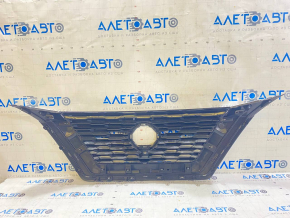 Nissan Rogue 21-23 grille with US built camera