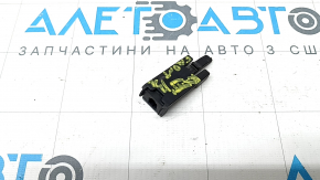 Lexus RX450h 10-15 grille retaining clip